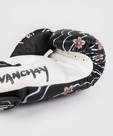 Venum x Tawanchay Boxing Gloves